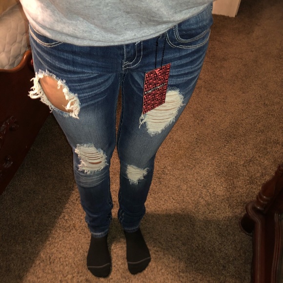 Almost Famous Denim - ❗️FINAL PRICE. Almost famous skinny jeans